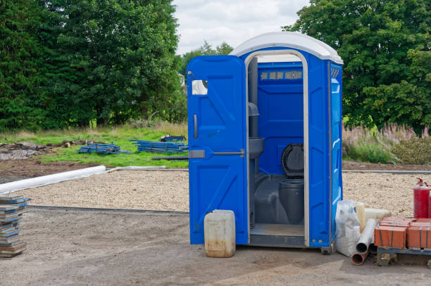 Best Restroom Trailer for Weddings  in North Brooksville, FL